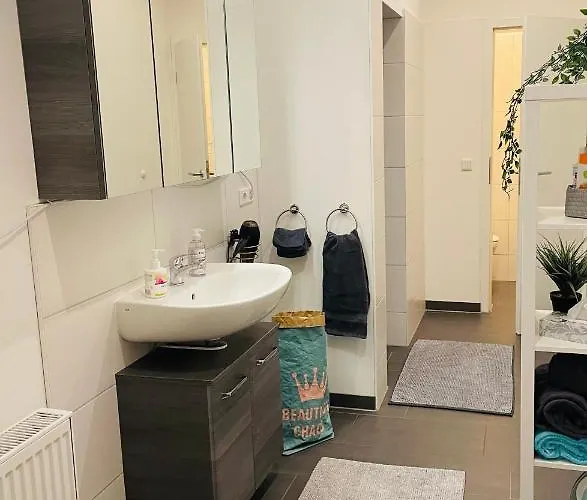 Marina An Der Romantischen Strasse *